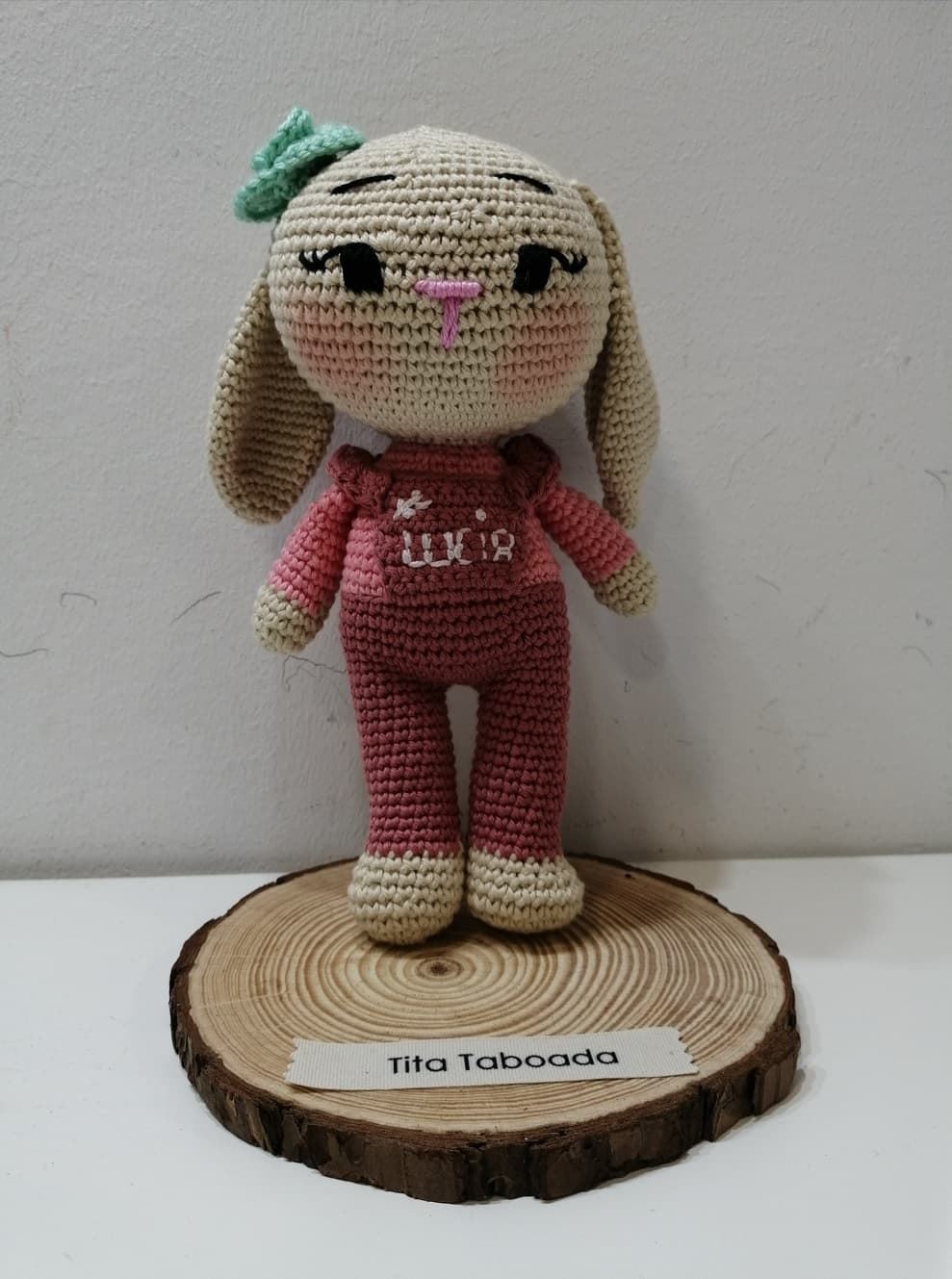 Amigurumi conejita Lucía - Imagen 1
